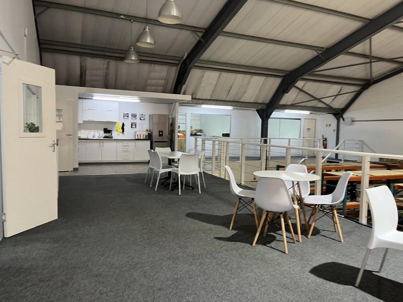 To Let Commercial Property for Rent in Montague Gardens Western Cape